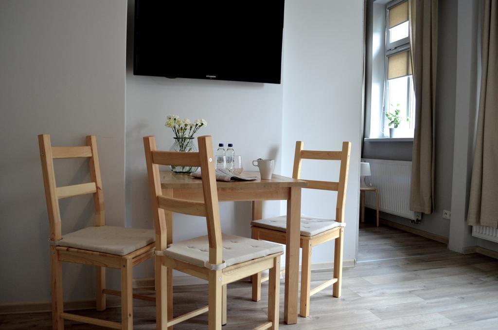 Apartamenty Leszno Bilik gambar
